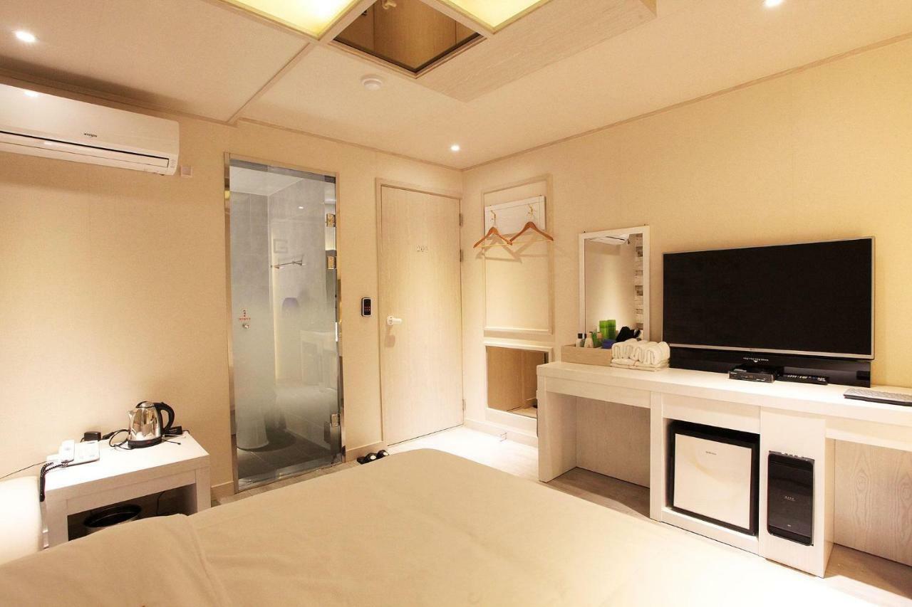 Luxury G Motel Inczhon Zewnętrze zdjęcie